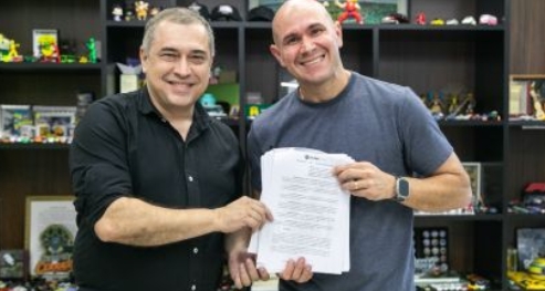 Abilio consegue aprovação de pacote que muda direitos dos servidores municipais